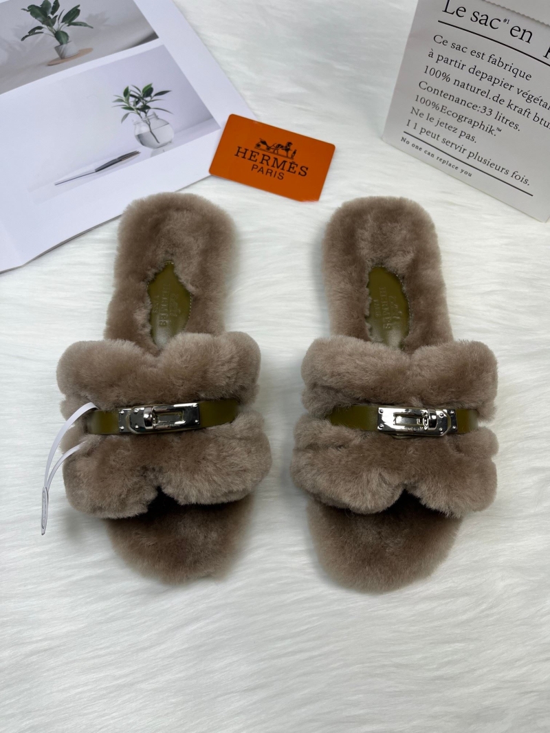 H**me5 slippers